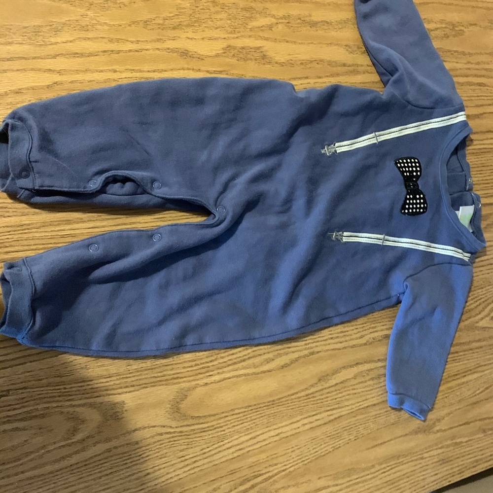7 piece lot of boys clothes size 18 months